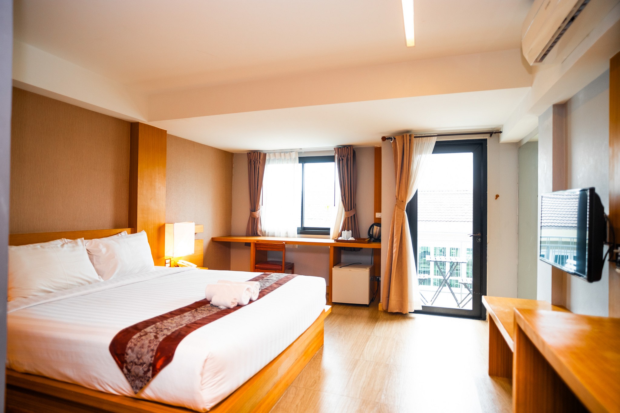 Pool View Room