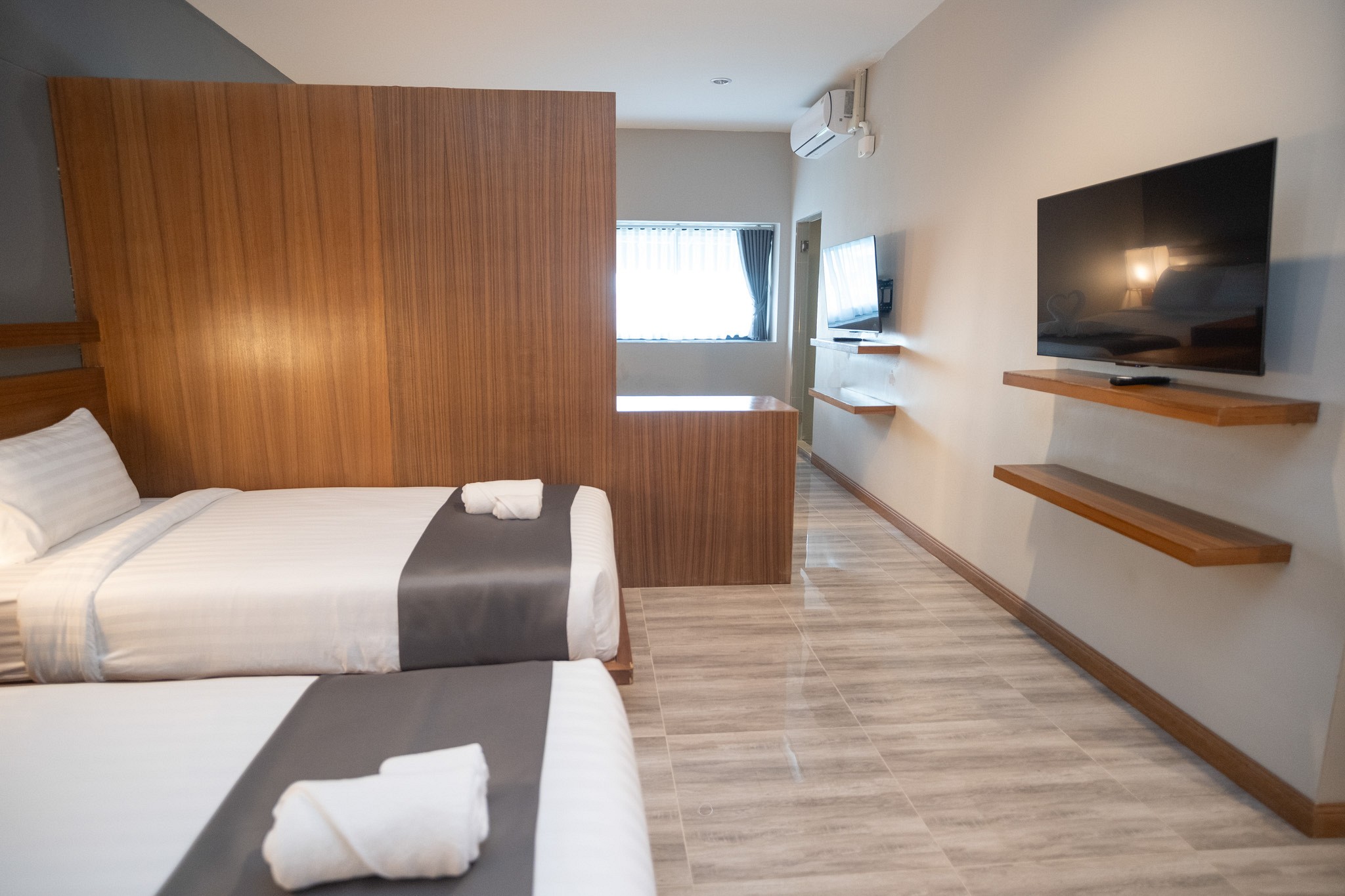 Triple Room