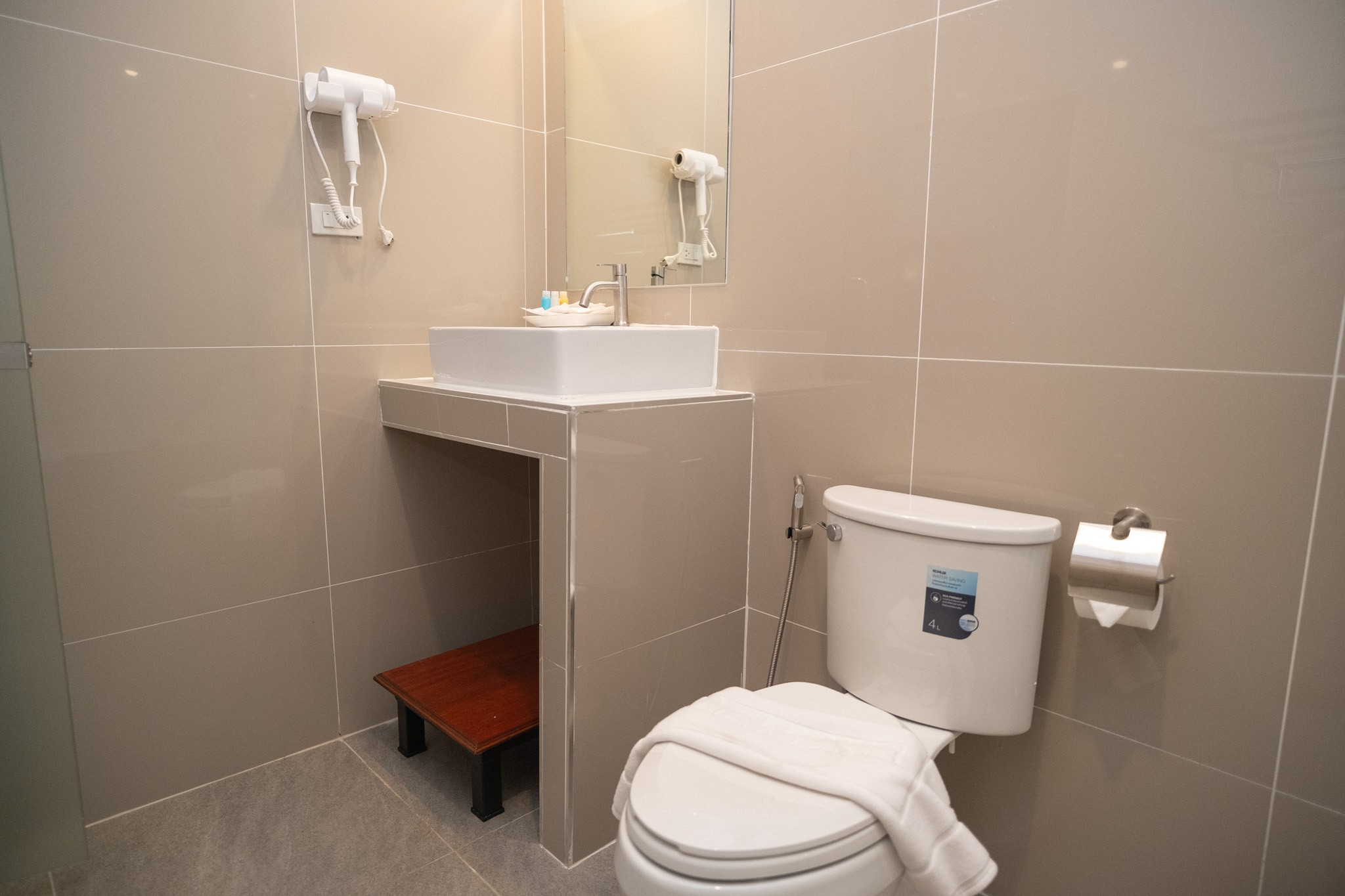 Premier Room